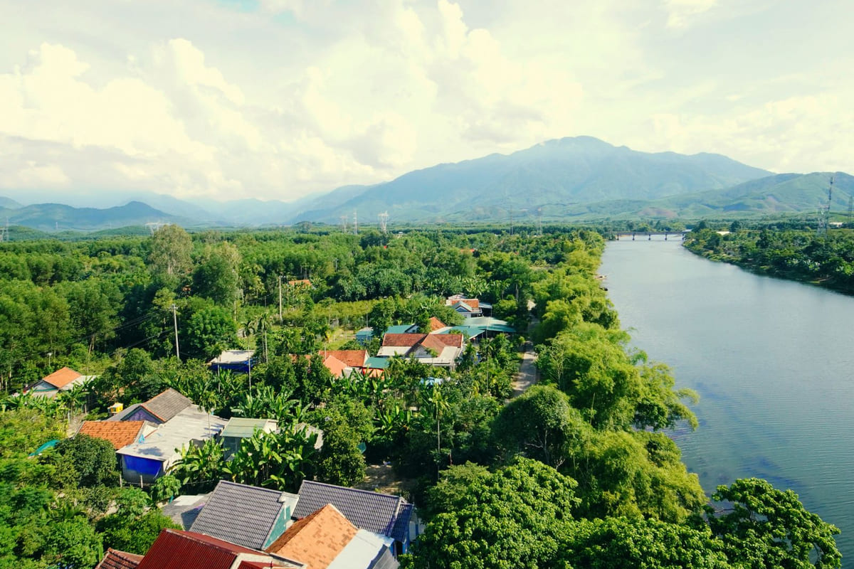 กาญจนบุรีทริปประหยัด: ส่องกลยุทธ์เลือกที่พักหลักร้อย ไม่ให้ถูกย้อมแมว